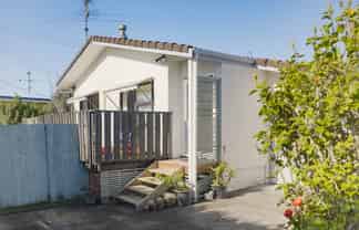 2/19 Scott Ave, Mangere Bridge