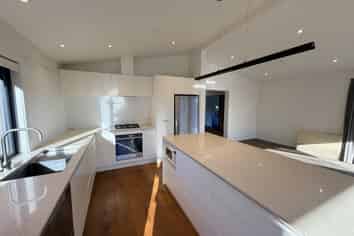 220 Karetai Road, Highcliff