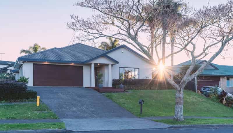87 Te Wharau Drive, Greenhithe