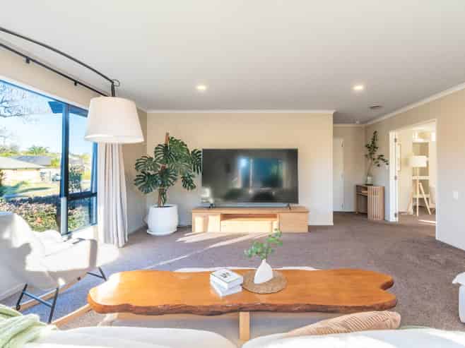 87 Te Wharau Drive, Greenhithe
