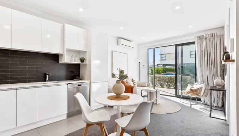 G06/1 Sidney Wallingford Way, Hobsonville