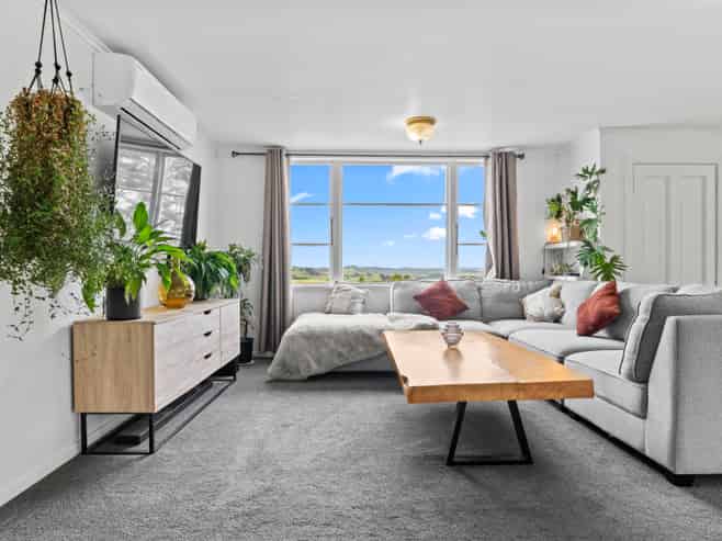 330 Franklin Road, Paparoa