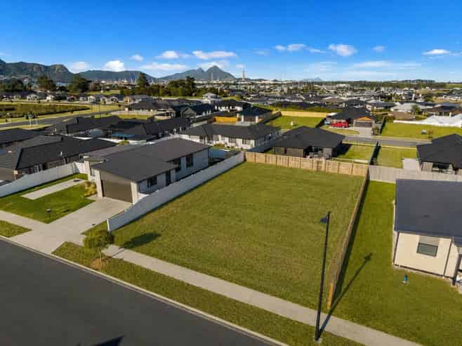 21 Te Piriti Road, One Tree Point