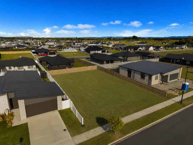 21 Te Piriti Road, One Tree Point