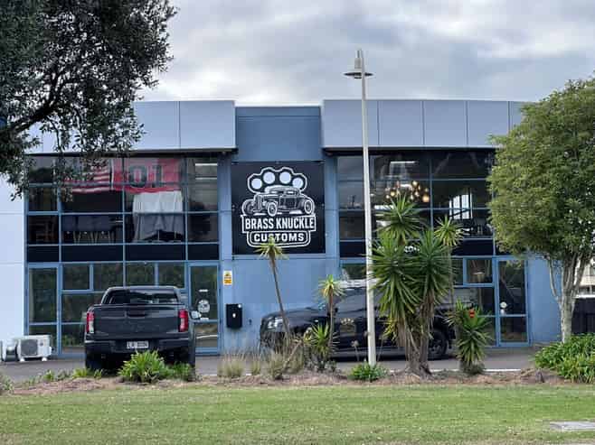Prime Corner Industrial Warehouse with Showroom
