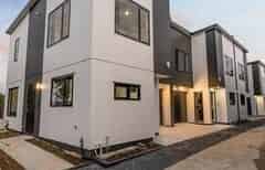 1/18 Jupiter Street, Papakura