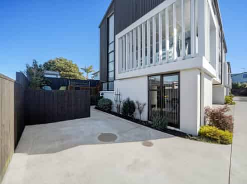 174A Archers Road, Glenfield