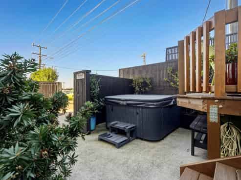 174A Archers Road, Glenfield