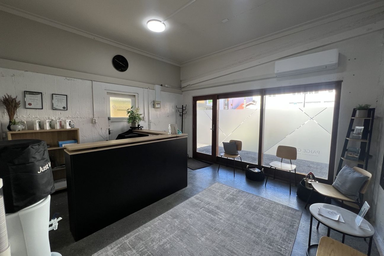 Island Bay ground floor commercial - Widok 3