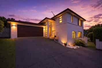 30 Woodridge Avenue, Northcross