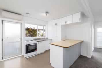 347 Worcester Street, Linwood