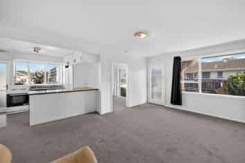 347 Worcester Street, Linwood