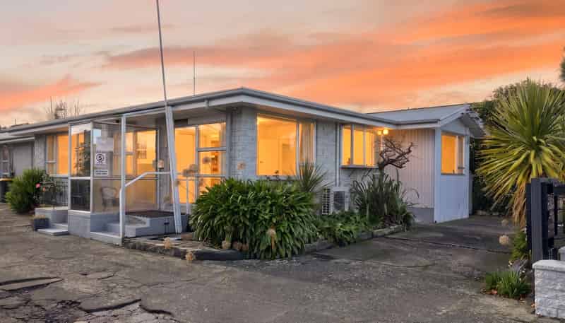 347 Worcester Street, Linwood
