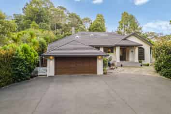 12A Hobbs Road, Matakatia