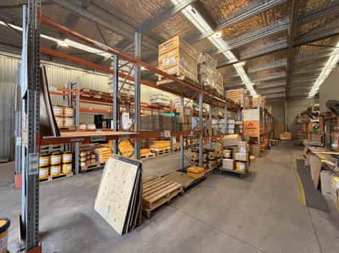 Tidy, clear span, high stud warehouse