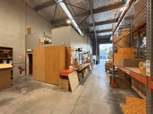 Tidy, clear span, high stud warehouse