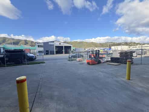 Tidy, clear span, high stud warehouse