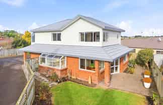 17A Grey Street, College Estate