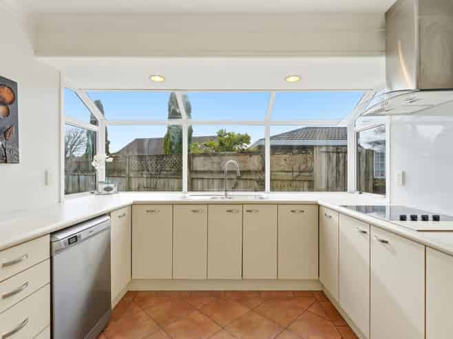 17A Grey Street, College Estate