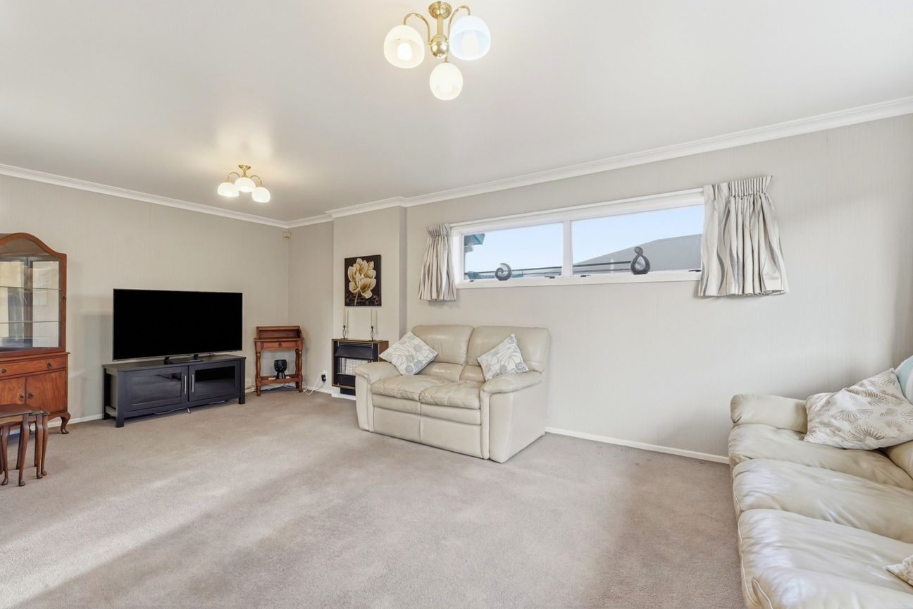 Private family living in College Estate - Mehr