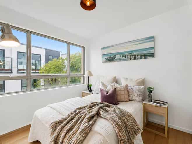 208/9 Sarawia Street, Newmarket