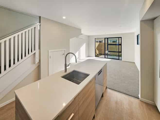 3/31 Wainuiomata Road, Wainuiomata