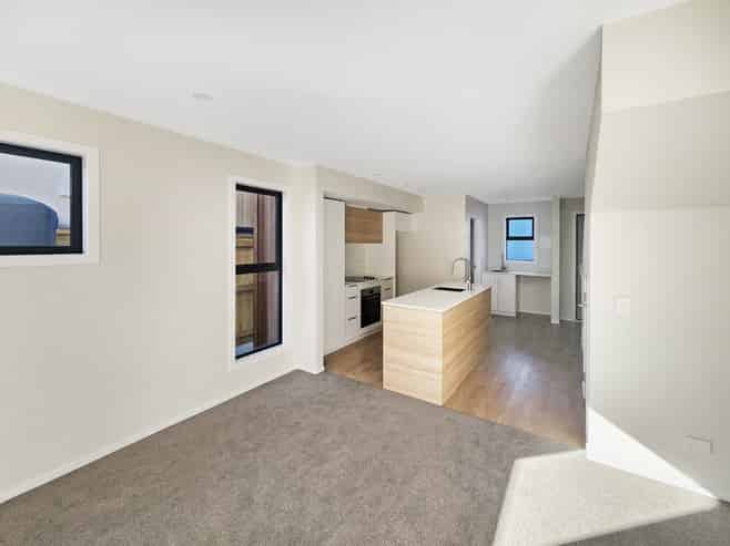3/31 Wainuiomata Road, Wainuiomata