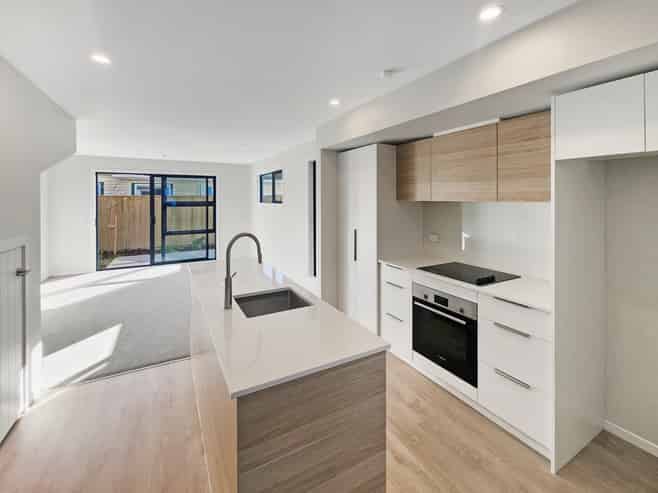 3/31 Wainuiomata Road, Wainuiomata