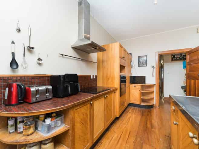 161 Featherston Street, Takaro