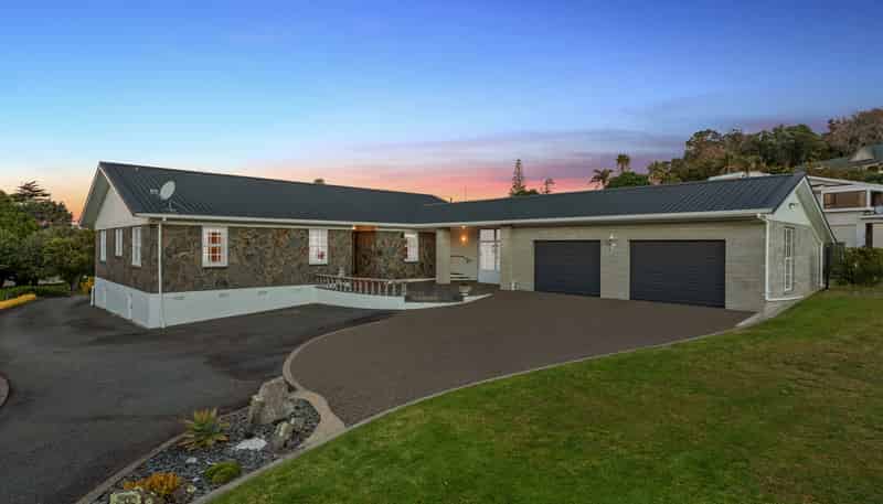 111 Otarawairere Road, Ohope