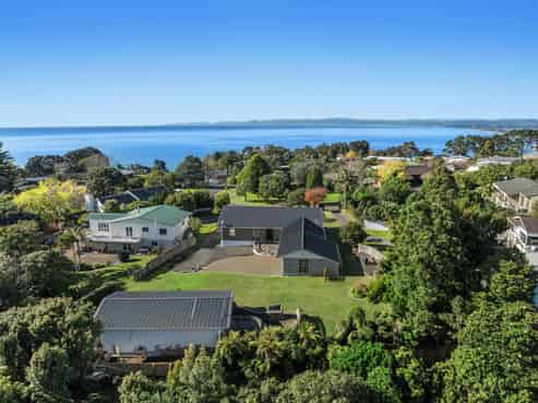 111 Otarawairere Road, Ohope