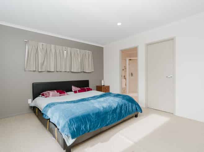 58 Darjon Drive, Huntington