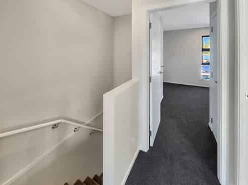 4/31 Wainuiomata Road, Wainuiomata