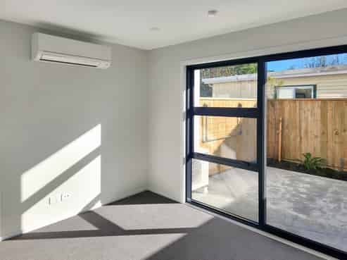 4/31 Wainuiomata Road, Wainuiomata