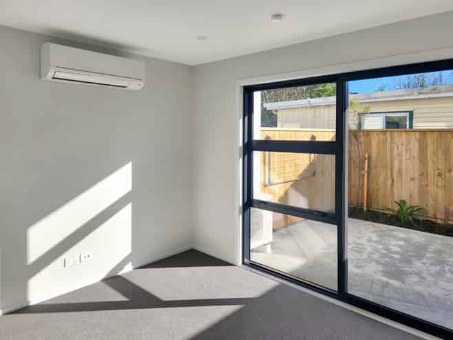 4/31 Wainuiomata Road, Wainuiomata