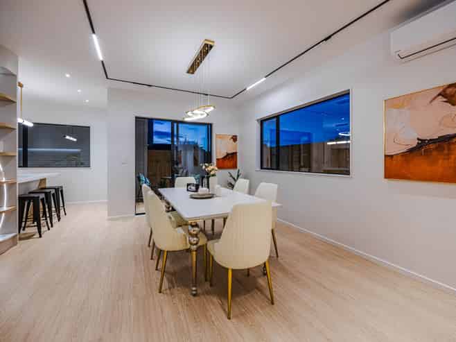 8B  Elmdon Street, Mangere