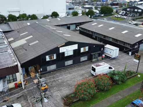 Warehouse with office - road front, Henderson