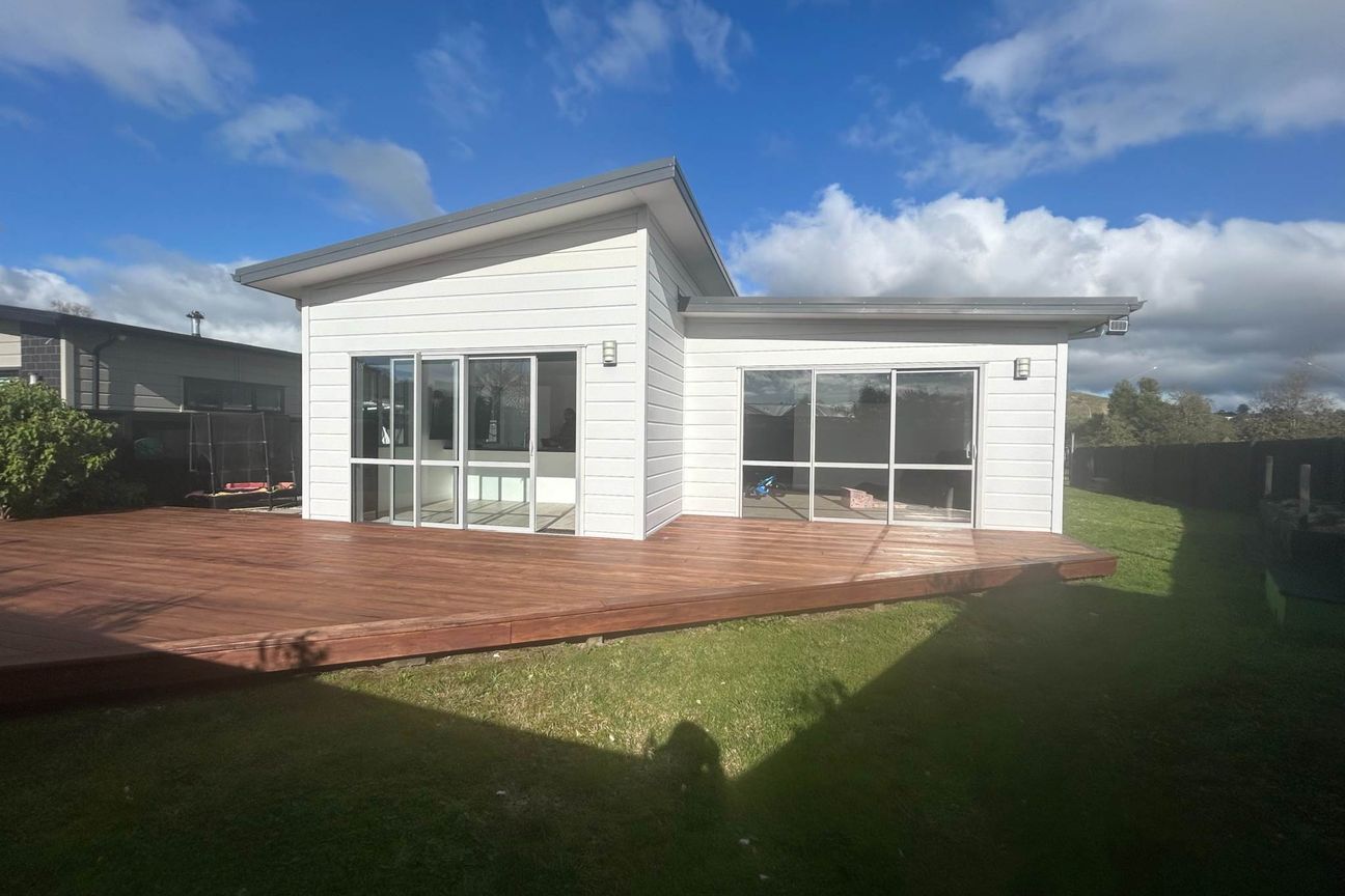 Spacious & Well Designed Home in The Lakes - Ansicht 2