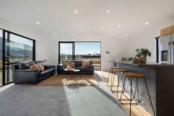32/ Riley Street , Lake Hawea