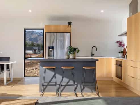 32/ Riley Street , Lake Hawea