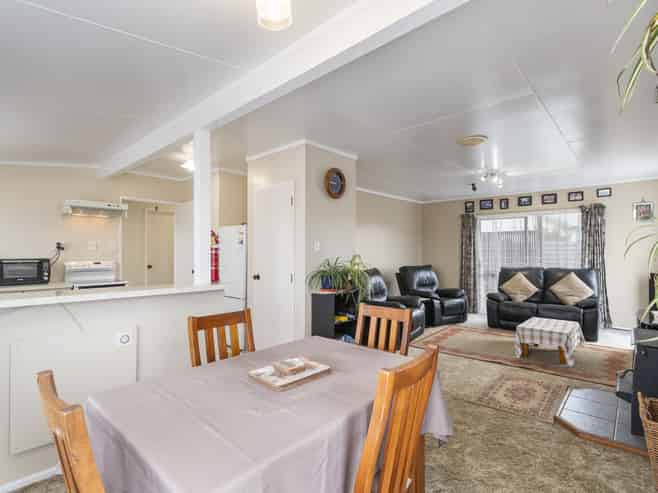 21 Railway Road, Bunnythorpe