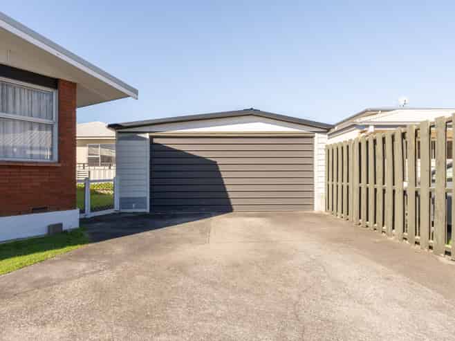 8A Lodge Avenue, Mount Maunganui