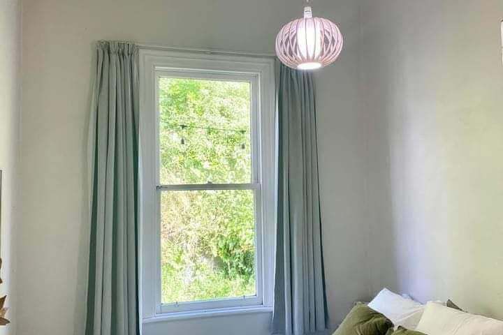 Charming 4BR Kelburn Retreat - Aanzicht 6
