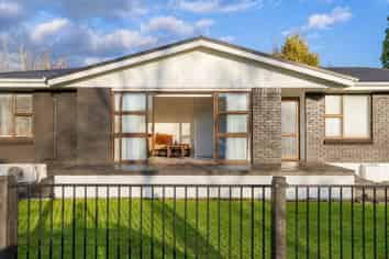 56 Braid Road, Saint Andrews