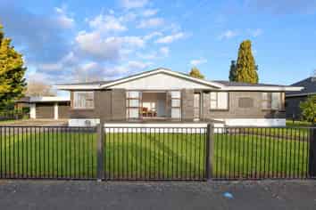 56 Braid Road, Saint Andrews
