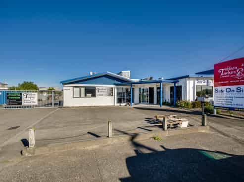 Industrial Facility with Generous Yard and Canopy