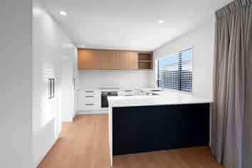 8 Phelan Pl, Aidanfield