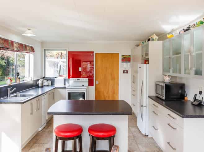 1366 Rangiotu Road, Opiki