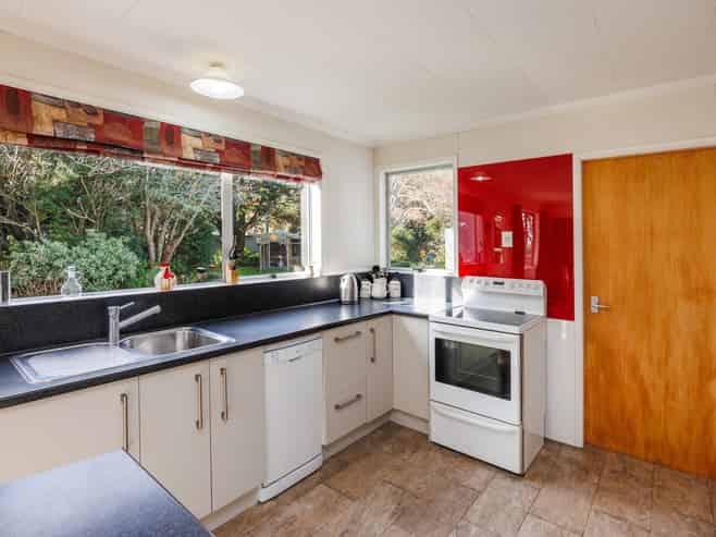1366 Rangiotu Road, Opiki