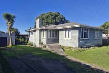 115 Seaview Road, Westown